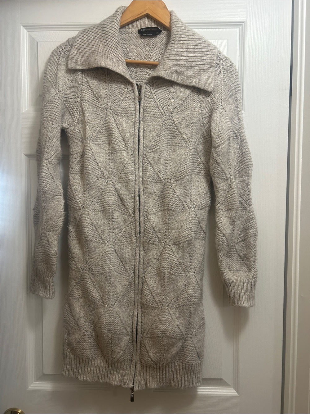 BCBGMaxAzria Light Gray Long Zip-Front Knit Cardigan